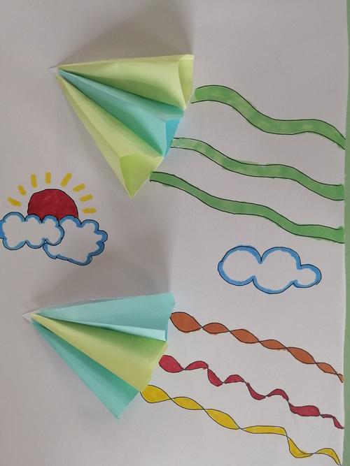 实验小学幼儿园大一班手工《风筝》