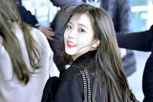 金智秀jisoo头像壁纸,姬苏真的好美