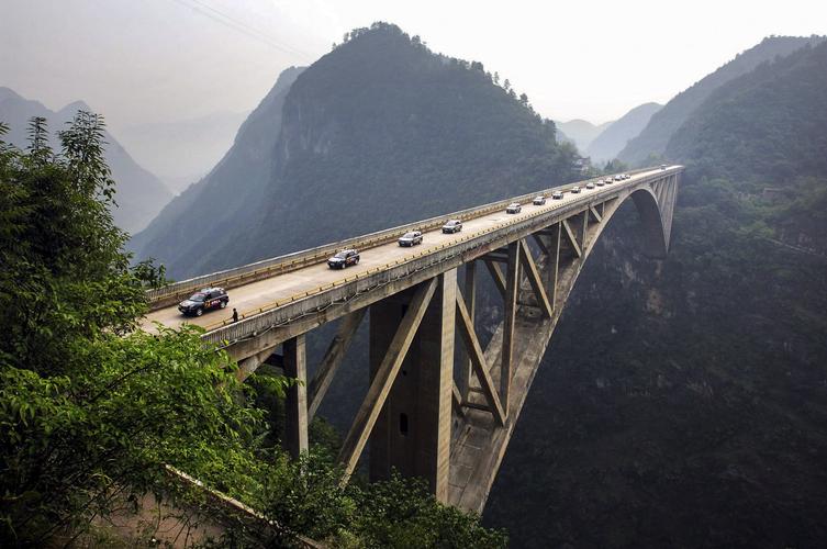 【"新长征路上"摄影作品】瓮安江界河大桥