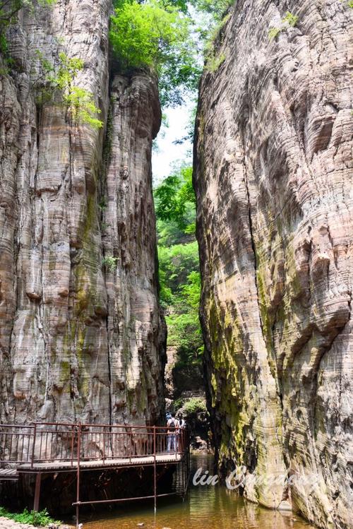 中国嶂谷第一峡——河南龙潭大峡谷