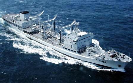 "福清级"综合油水补给舰