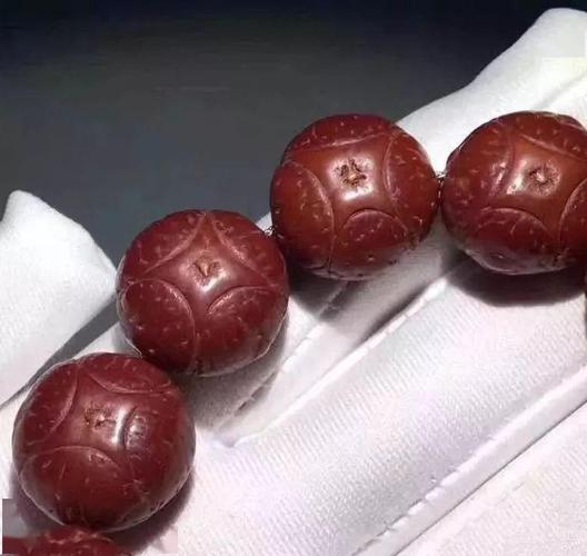 赏玩丨你或许见过很多凤眼菩提的美图但这组没见过它很低调但它很美