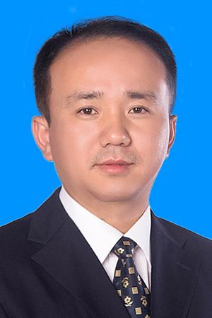 现任湖南省衡东县委副书记,县长,县人民政府党组书记1