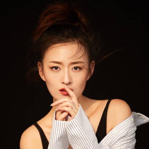 演员表:演员:于思楚角色:幽冥魔姬