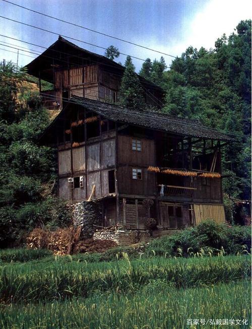 中国建筑文化,少数民族民居,贵州雷山朗德上寨民居