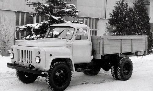 苏联卡车嘎斯gaz 53 与 gaz 52 傻傻分不清楚-新浪汽车