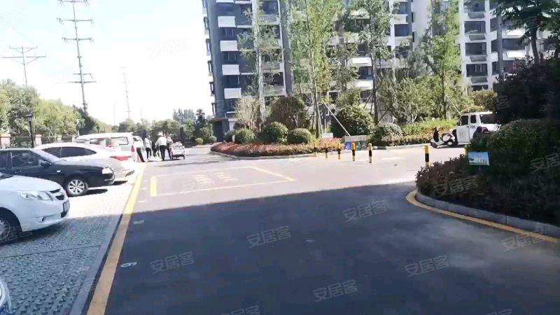 御龙华府