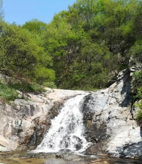 春天就要去爬山,驻马店这18个登山好去处,你去过几个?