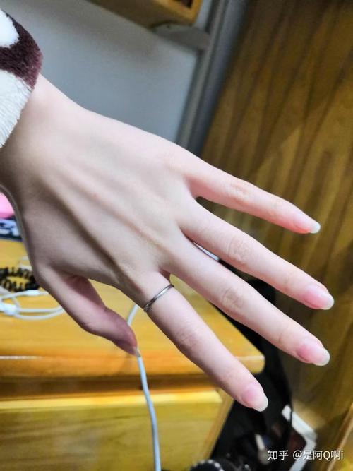 女生的手怎样变好看?