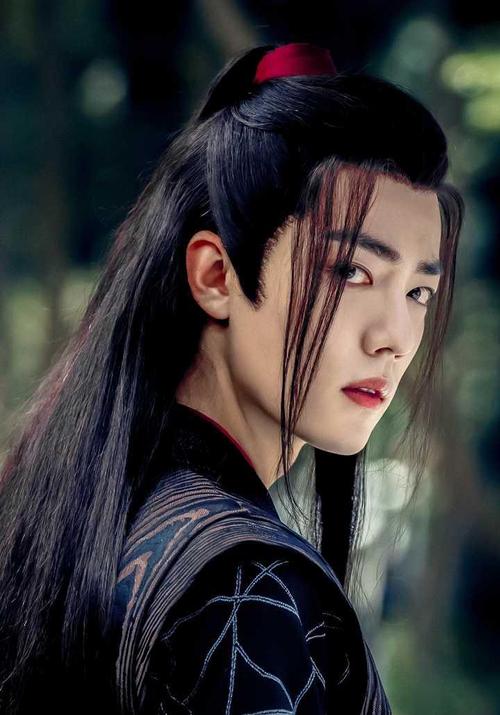 战损妆简直是古装造型中的天花板!成毅,邓伦,肖战的破碎感太绝