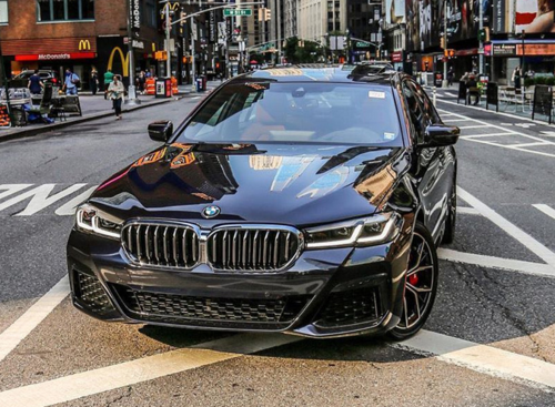 新款宝马5系实拍图