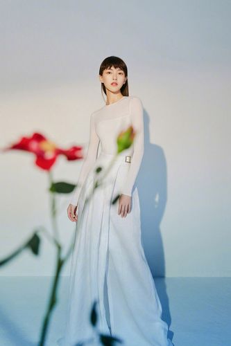 唐嫣图片唐嫣最新时尚杂志封面大片