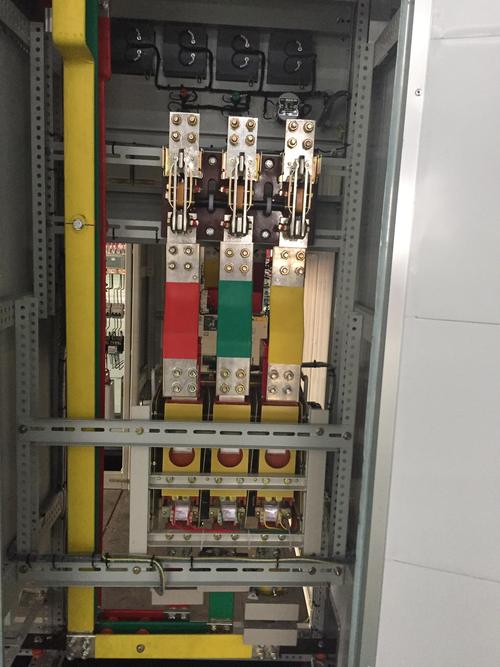 开关柜内部构造