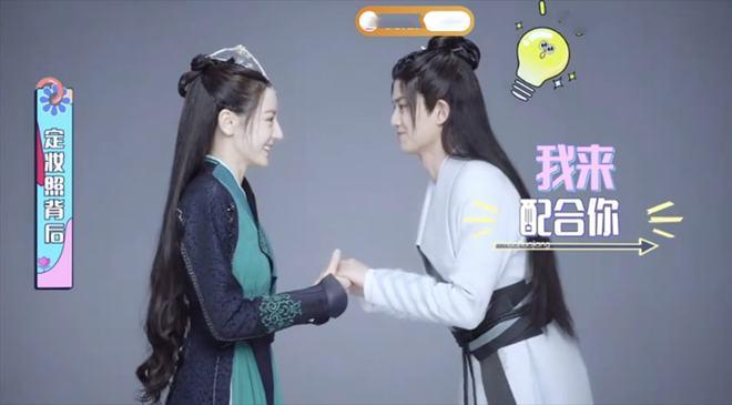 迪丽热巴任嘉伦上演高难度定妆照上面甜下面虐力量又要狠