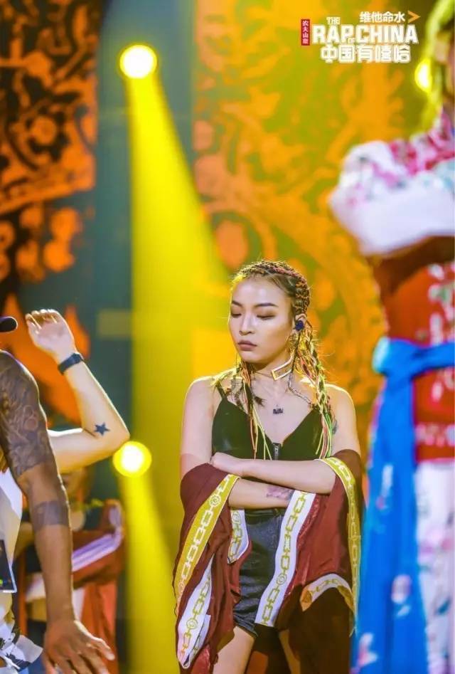 新疆rapper就是这么6中国有嘻哈6强选手新疆占2位