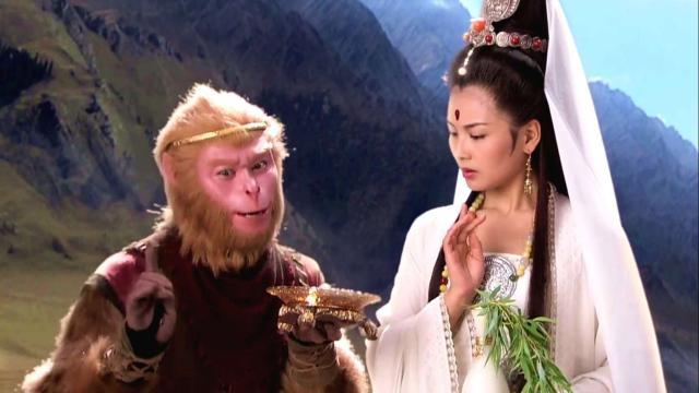 观音菩萨收服黑熊精,为何自降身份变狼妖,孙悟空一句