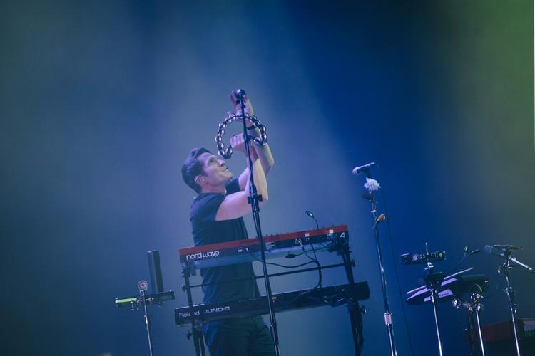 owlcity巡演北京站昨日完美落幕,adamyoung为北京打造