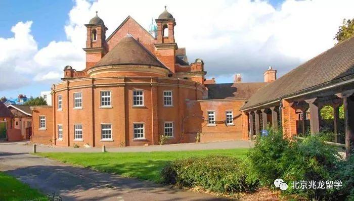 2021年接受高考成绩直申的英国大学汇总!附分数要求