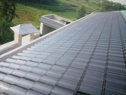 太阳能 >> 浏览文章      四川省泸州市天兴镇恒山村汉瓦项目,业主