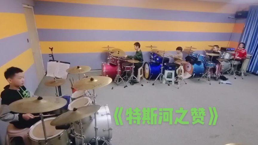 跟个风哈90!#架子鼓小男孩