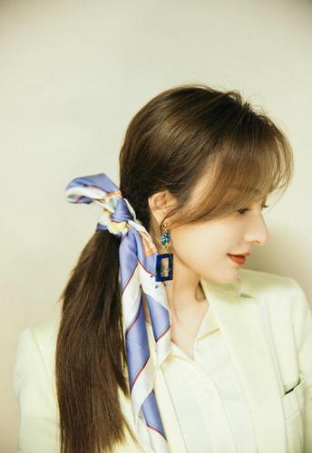 隐形穿搭博主上线啦!看吴昕是如何驾驭多种风格的,这表现力好绝