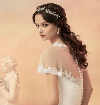 中长发新娘盘发发型长发新娘盘头发型2