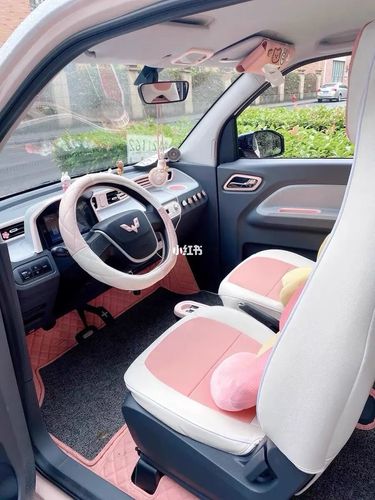 五菱宏光迷你mining马卡龙内饰_马卡龙_五菱怎么样_五菱宏光miniev