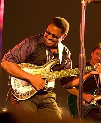 贝斯吉他大师gary grainger和他的prs