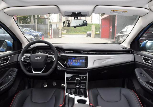 奇瑞艾瑞泽5,手动挡低配只需6.19万就能开走,维修和故障率很低