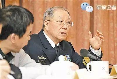 3月10日,在政协委员驻地,记者独家采访了军队政协委员,知名军事评论员