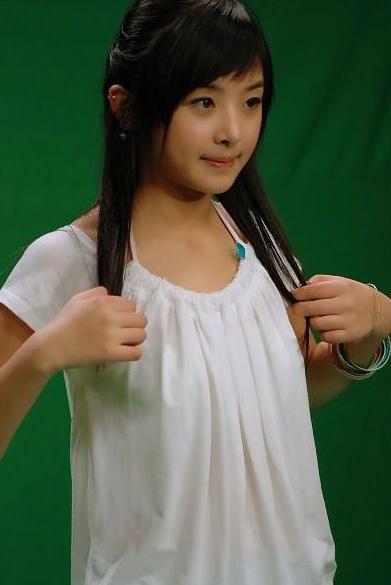 酸甜女孩张含韵早期精美图集