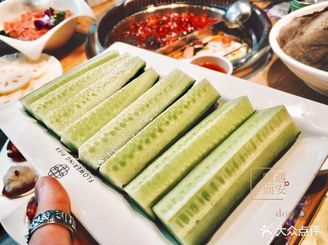 花码头老火锅黄瓜条图片