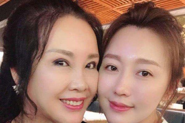 潘长江女儿潘阳去世辟谣因为一个小事情被传播死亡