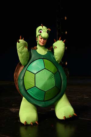 图梦想乐园卡通造型之双面龟