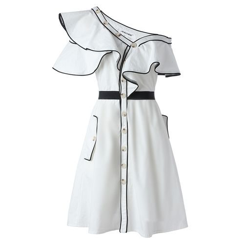 斜肩一字领荷叶边连衣裙