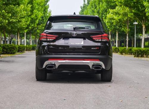 华晨中华v7对比奇瑞瑞虎8,看看哪家强!_东方汽车