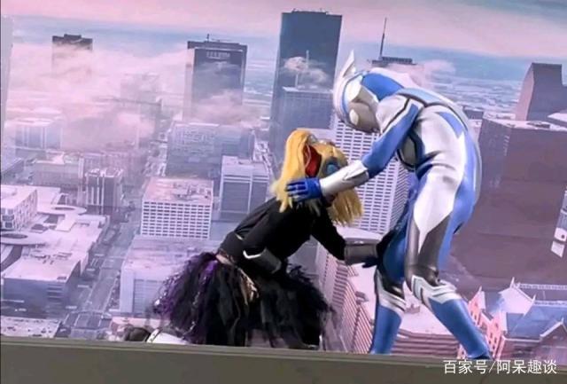 奥特曼:风马奥特曼想挑战奥特断头刀,他这是有点飘啊