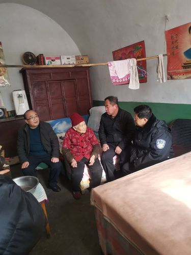 送温暖 过好年 祁县园林局晋中监狱前往新寨村为贫困户送去新春祝福