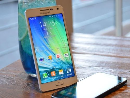 曝三星将推出galaxy a32 4g版:全新摄像头配置_手机