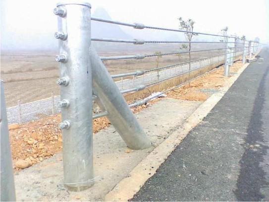 四川大丰厂 公路缆索护栏厂家