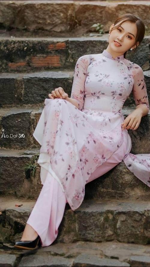 媲美旗袍的越南奥黛