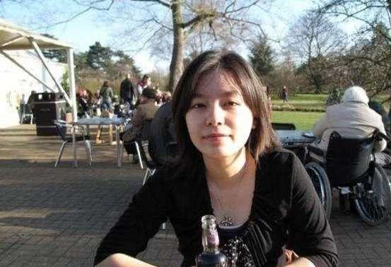 最美翻译官张京老公罕见亮相身份不简单难怪一直不愿公开