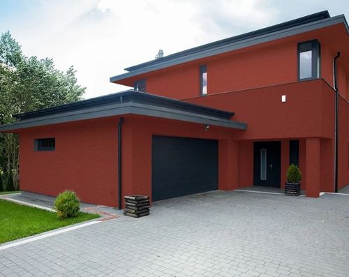 担心正面墙刷上红色会太过拘谨,大胆的选用其他颜色和红