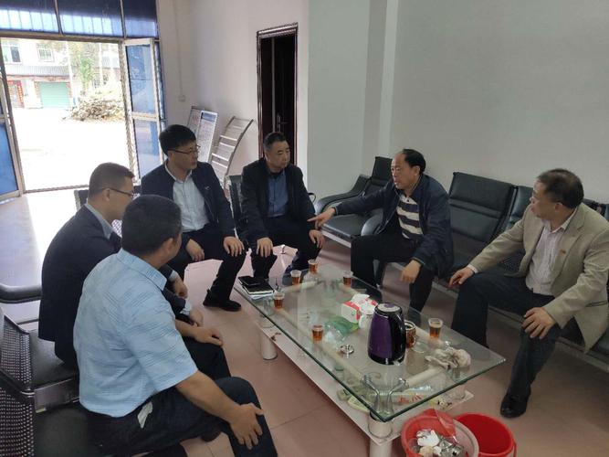 南雄市司法局董书海到坪田镇开展基层司法行政工作调研