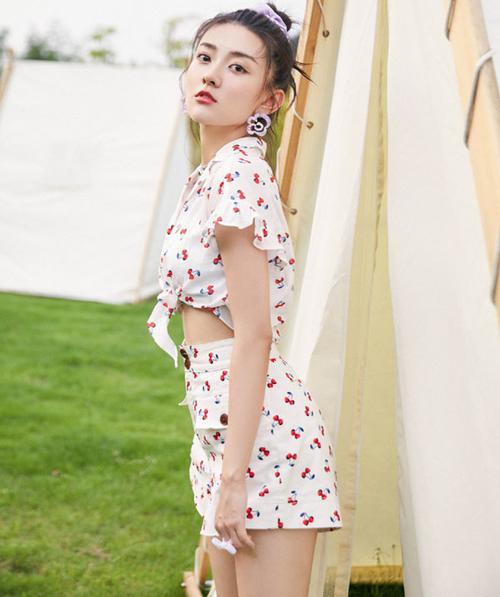 梁洁最美图片 梁洁生活照