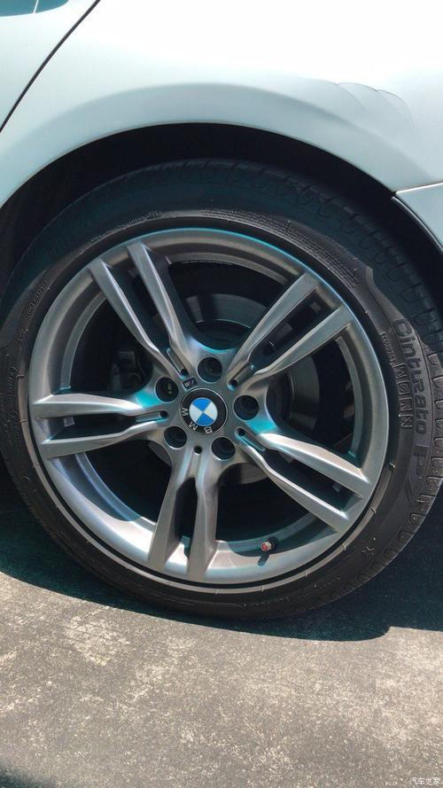 18×8.5j可以用225-45r18的轮胎吗?