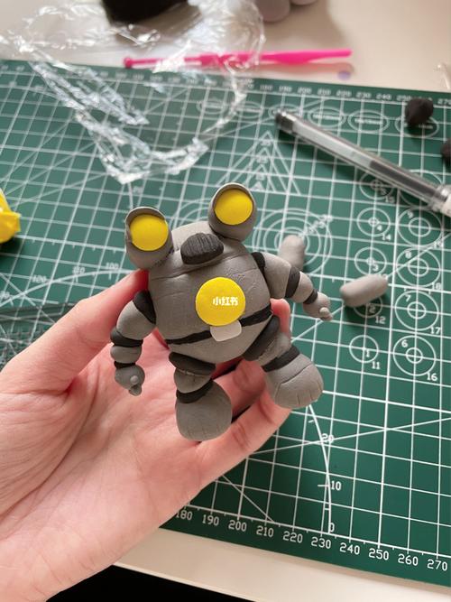 今天做一个奥特曼很有人气的赛文加_奥特曼_粘土_签字