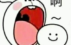 大叔挤胸比心表情包