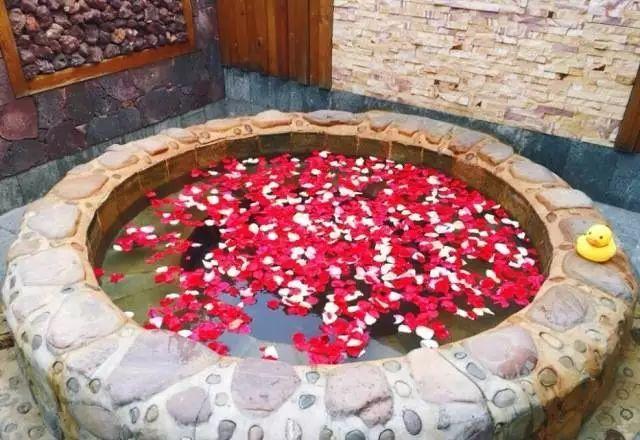 仅需399元,抢购益泉花园酒店住宿1晚 无限次私汤温泉