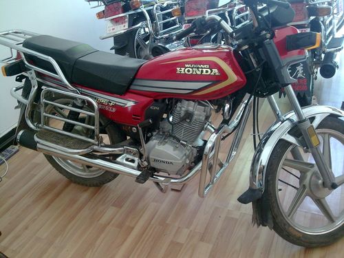 五羊本田摩托车250